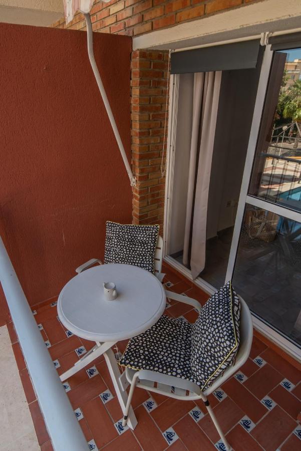 Apart Eam Jupiter Benalmadena Bagian luar foto